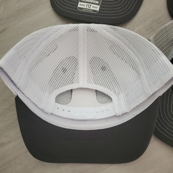 Richardson Original Trucker hats - Picture 3 of 4